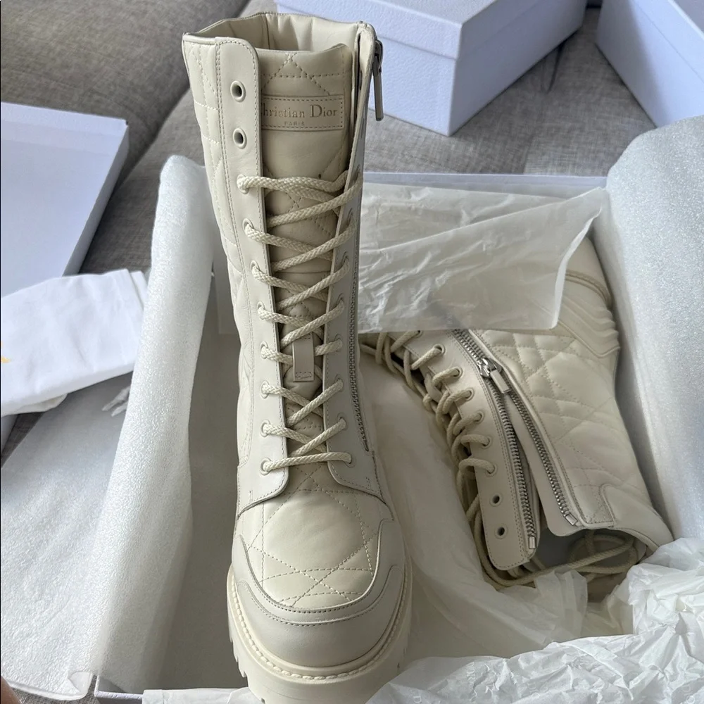 Dior White and Gold Luxury Packaging - Picture 9 of 12